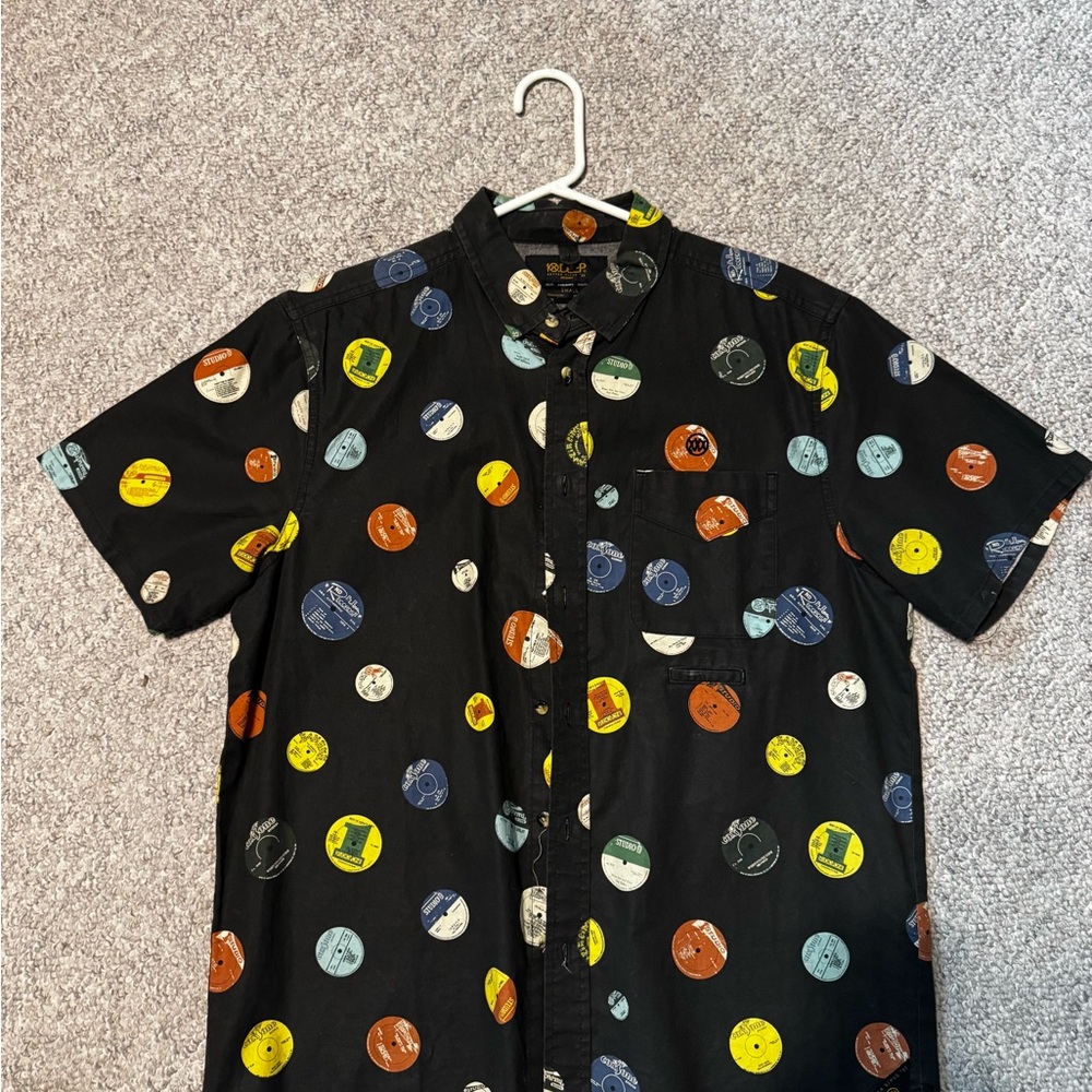 10deep Black Short-Sleeve Record Dot Shirt